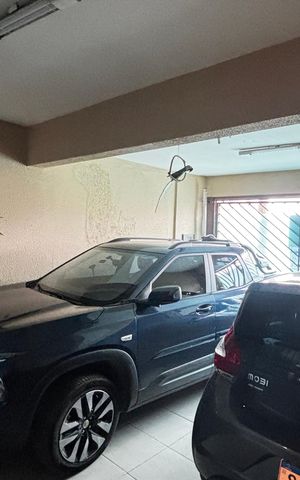 Casa à venda com 180m², 4 quartos e 2 vagas Casa à venda com 180m², 4 quartos e 2 vagasGaragem