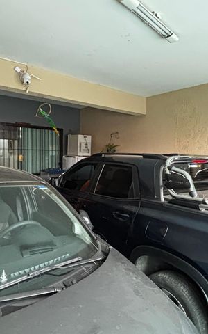 Casa à venda com 180m², 4 quartos e 2 vagas Casa à venda com 180m², 4 quartos e 2 vagasGaragem