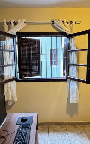 Casa à venda com 180m², 4 quartos e 2 vagas Casa à venda com 180m², 4 quartos e 2 vagasQuarto 3