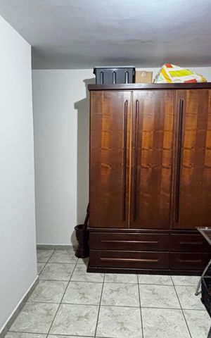 Casa à venda com 180m², 4 quartos e 2 vagas Casa à venda com 180m², 4 quartos e 2 vagasQuarto 2