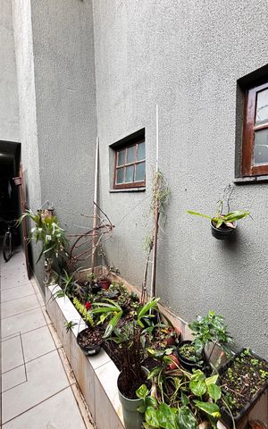 Casa à venda com 180m², 4 quartos e 2 vagas Casa à venda com 180m², 4 quartos e 2 vagasQuintal
