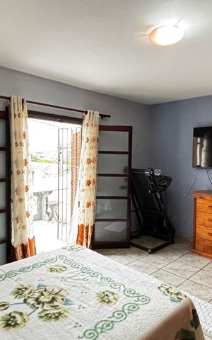 Casa à venda com 180m², 4 quartos e 2 vagas Casa à venda com 180m², 4 quartos e 2 vagasQuarto 4
