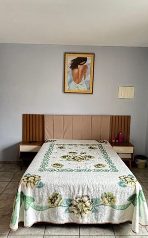 Casa à venda com 180m², 4 quartos e 2 vagas Casa à venda com 180m², 4 quartos e 2 vagasQuarto 4