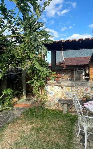 Casa à venda com 179m², 3 quartos e 2 vagasÁrea externa