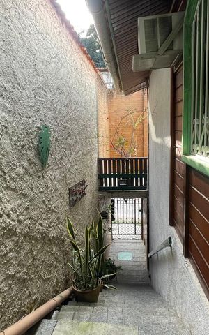 Casa à venda com 179m², 3 quartos e 2 vagasEntrada
