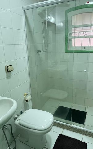 Casa à venda com 179m², 3 quartos e 2 vagasBanheiro da Suíte