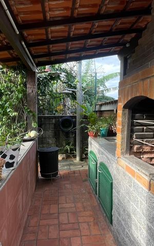 Casa à venda com 179m², 3 quartos e 2 vagasÁrea externa
