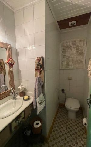 Casa à venda com 179m², 3 quartos e 2 vagasLavabo