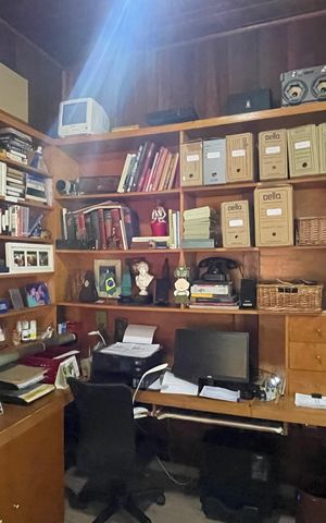 Casa à venda com 179m², 3 quartos e 2 vagasQuarto 1