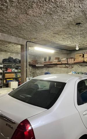 Casa à venda com 179m², 3 quartos e 2 vagasGaragem