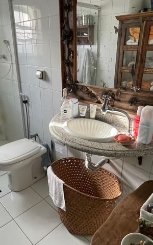 Casa à venda com 179m², 3 quartos e 2 vagasBanheiro da Suíte