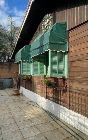 Casa à venda com 179m², 3 quartos e 2 vagasÁrea externa