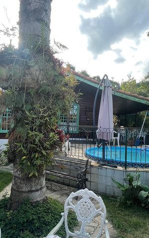 Casa à venda com 179m², 3 quartos e 2 vagasÁrea externa