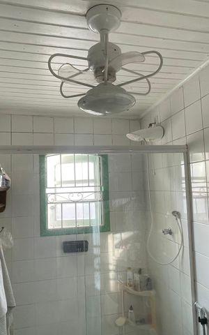 Casa à venda com 179m², 3 quartos e 2 vagasBanheiro da Suíte