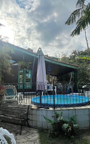 Casa à venda com 179m², 3 quartos e 2 vagasÁrea externa