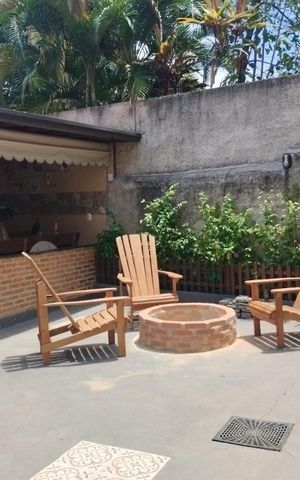 Casa à venda com 110m², 3 quartos e 2 vagas Casa à venda com 110m², 3 quartos e 2 vagasÁrea externa