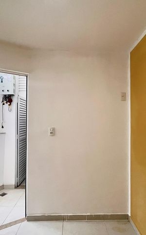 Apartamento à venda com 89m², 3 quartos e sem vaga Apartamento à venda com 89m², 3 quartos e sem vagaQuarto de Serviço