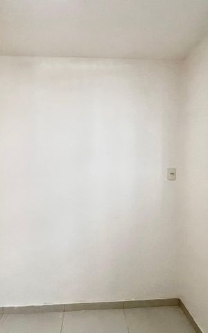 Apartamento à venda com 89m², 3 quartos e sem vaga Apartamento à venda com 89m², 3 quartos e sem vagaQuarto de Serviço