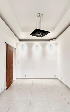 Apartamento à venda com 89m², 3 quartos e sem vaga Apartamento à venda com 89m², 3 quartos e sem vagaSala
