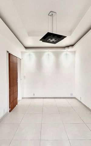 Apartamento à venda com 89m², 3 quartos e sem vaga Apartamento à venda com 89m², 3 quartos e sem vagaSala