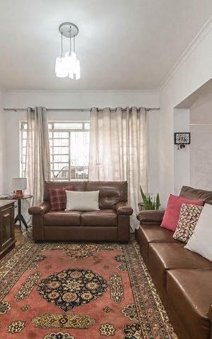 Casa à venda com 150m², 3 quartos e 2 vagasSala