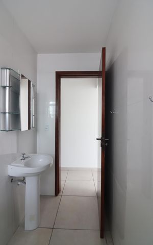 Apartamento à venda com 130m², 4 quartos e 2 vagasQuarto 1 - Suíte Banheiro 
