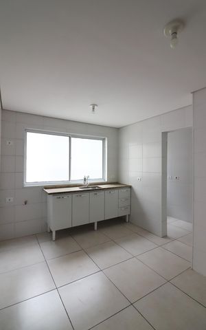 Apartamento à venda com 130m², 4 quartos e 2 vagasCozinha 