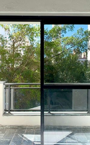 Apartamento à venda com 58m², 1 quarto e 1 vaga Apartamento à venda com 58m², 1 quarto e 1 vagaVaranda