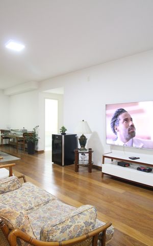 Apartamento para alugar com 168m², 2 quartos e 2 vagasSala