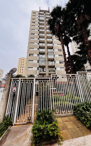 Apartamento para alugar com 66m², 2 quartos e 1 vagaFachada