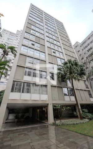 Apartamento à venda com 356m², 3 quartos e 2 vagas Apartamento à venda com 356m², 3 quartos e 2 vagasFachada