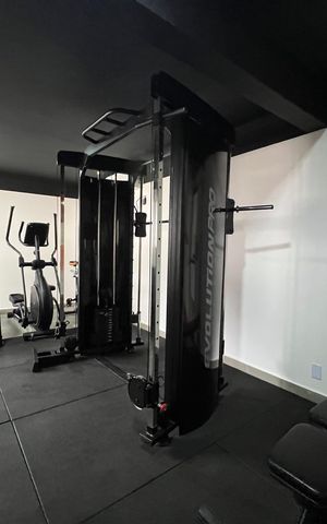Studio para alugar com 25m², 1 quarto e sem vaga Studio para alugar com 25m², 1 quarto e sem vagaÁrea comum - Academia