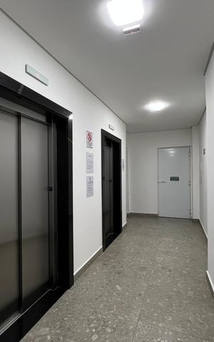 Studio para alugar com 25m², 1 quarto e sem vaga Studio para alugar com 25m², 1 quarto e sem vagaElevadores