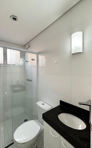 Apartamento à venda com 75m², 2 quartos e 2 vagas Apartamento à venda com 75m², 2 quartos e 2 vagasBanheiro