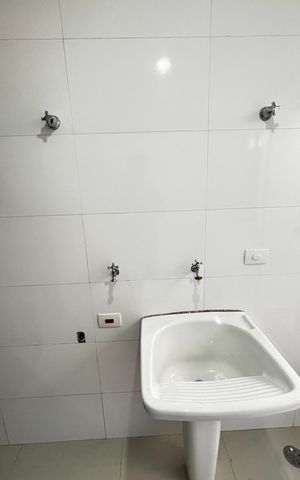 Apartamento à venda com 75m², 2 quartos e 2 vagas Apartamento à venda com 75m², 2 quartos e 2 vagasÁrea de Serviço