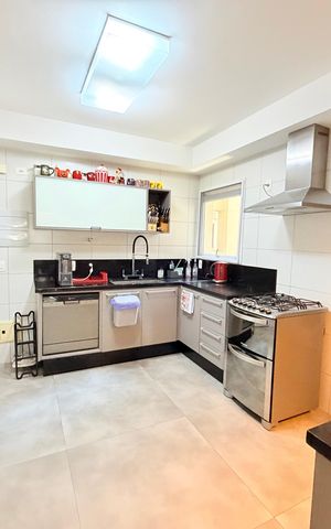 Apartamento à venda com 150m², 3 quartos e 2 vagas Apartamento à venda com 150m², 3 quartos e 2 vagasCozinha