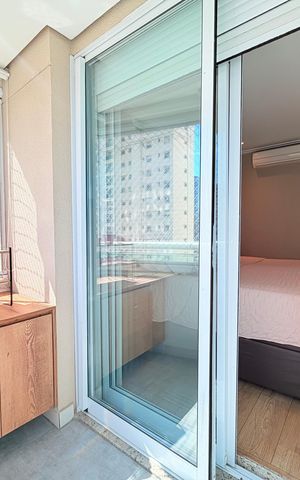 Apartamento à venda com 150m², 3 quartos e 2 vagas Apartamento à venda com 150m², 3 quartos e 2 vagasVaranda quarto 2