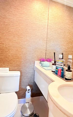 Apartamento à venda com 150m², 3 quartos e 2 vagas Apartamento à venda com 150m², 3 quartos e 2 vagasLavabo