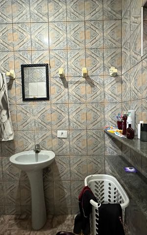 Casa para alugar com 65m², 2 quartos e sem vaga Casa para alugar com 65m², 2 quartos e sem vagaBanheiro da Suíte