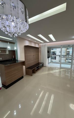 Apartamento à venda com 76m², 2 quartos e 1 vaga Apartamento à venda com 76m², 2 quartos e 1 vagaSala