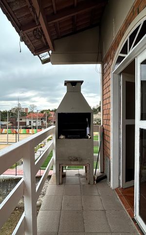 Casa para alugar com 110m², 2 quartos e 4 vagas Casa para alugar com 110m², 2 quartos e 4 vagasVaranda