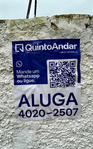 Casa para alugar com 110m², 2 quartos e 4 vagas Casa para alugar com 110m², 2 quartos e 4 vagasPlaca
