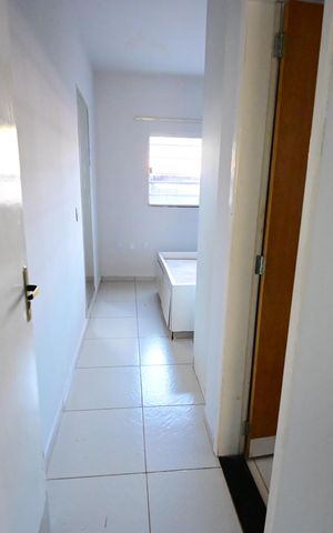 Casa para alugar com 300m², 3 quartos e 4 vagas