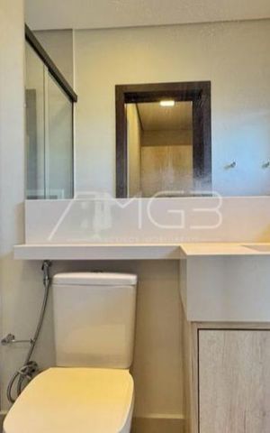 Casa de condomínio à venda com 357m², 3 quartos e 4 vagas