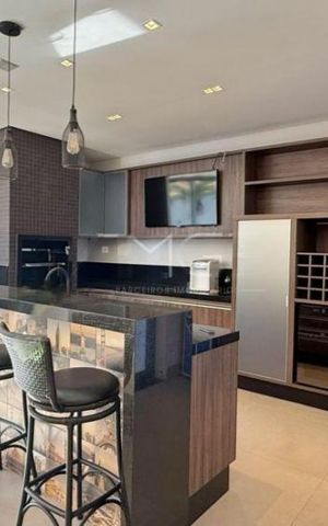 Casa de condomínio à venda com 357m², 3 quartos e 4 vagas
