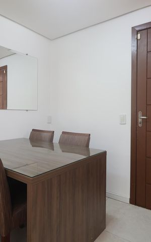 Casa à venda com 77m², 2 quartos e 2 vagasSala de Jantar