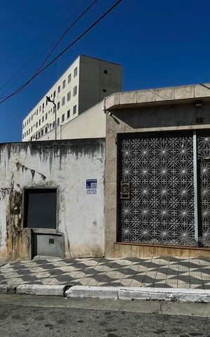 Apartamento à venda com 48m², 2 quartos e sem vaga Apartamento à venda com 48m², 2 quartos e sem vagaFachada+Placa