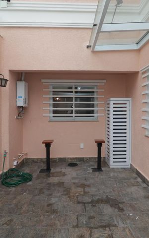 Casa para alugar com 163m², 3 quartos e 1 vagaGaragem