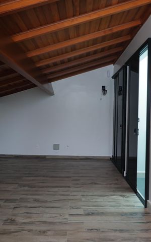 Casa para alugar com 163m², 3 quartos e 1 vagaSótão