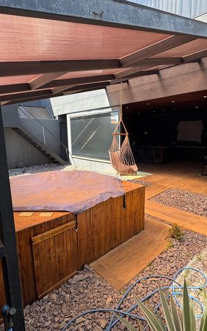Casa à venda com 400m², 6 quartos e 5 vagas